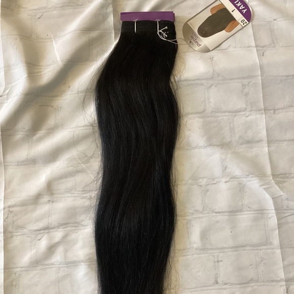 (4 BUNDLES) PREMIUM PURPLE Y 100% HUMAN HAIR WEAVE (Color: Jet Black =#1) - Picture 1 of 5